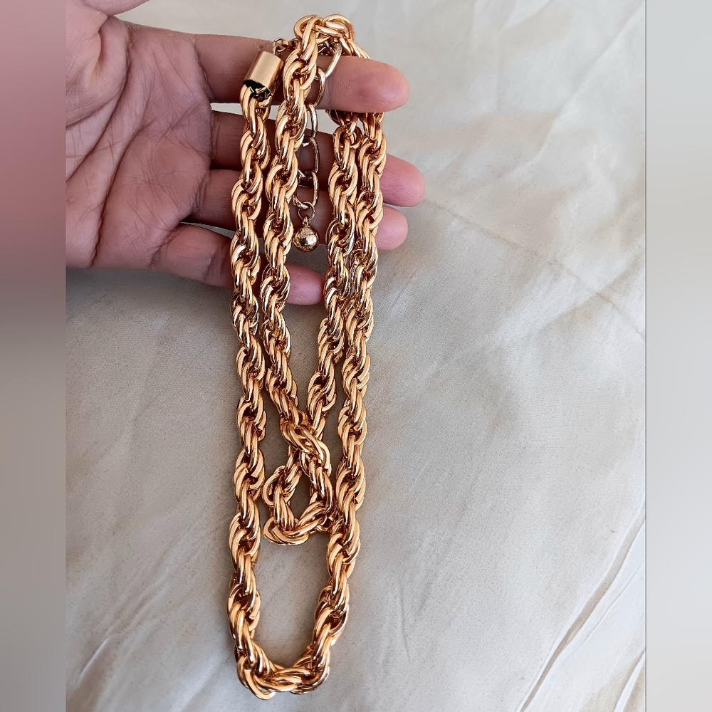 Gold Rope Chain Necklace - Elegant Women's Jewelry